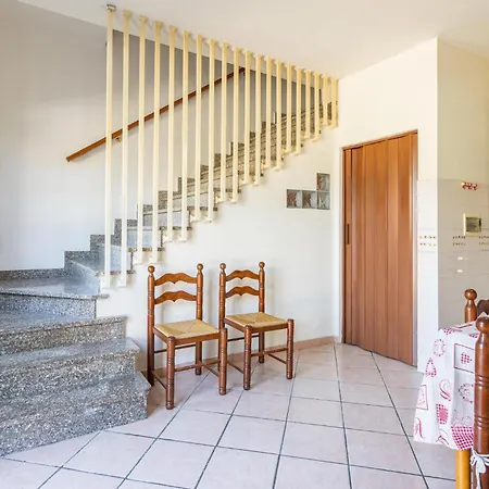 2 Bedroom Cozy In