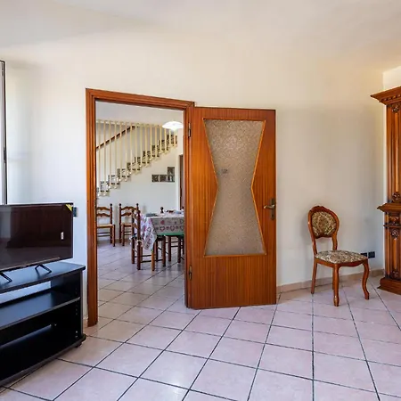 Holiday home 2 Bedroom Cozy In Altopascio