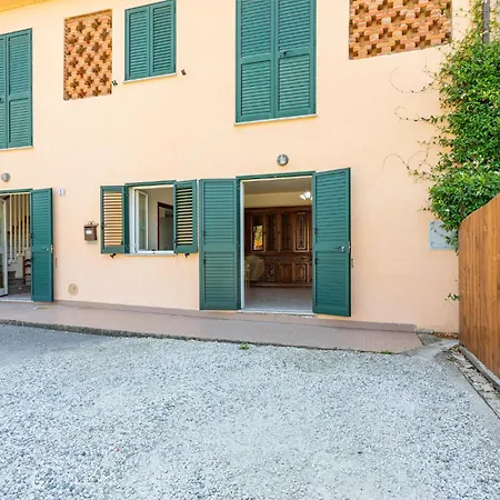 2 Bedroom Cozy In